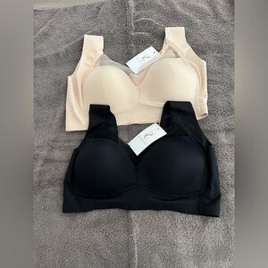 NWT  (2) Zen Chic bras Black\Beige 32B